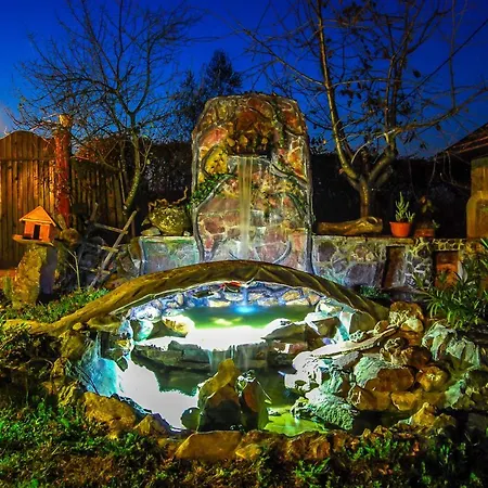 Villa Katarina With Pool *