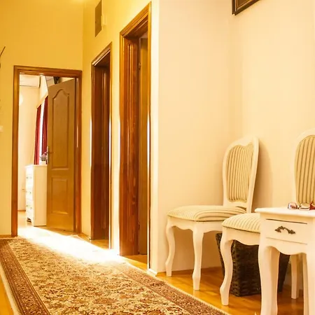 Villa Katarina With Pool Banja Luka